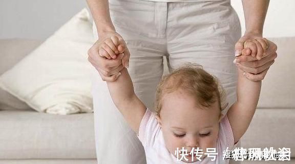 智商|宝宝走路早晚暗示着“智商”高低?你家的宝宝多大才学会走路的