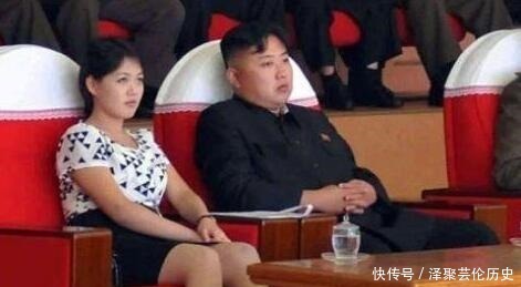 李雪主|32岁的李雪主穿短裙大长腿太漂亮,不涂口红也挺美!