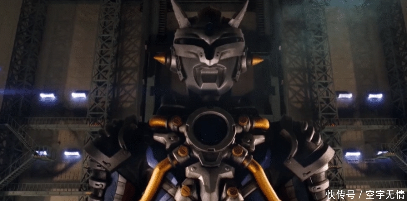 解散|泽塔奥特曼:防卫队借口军械库解散,想要得到奥特曼的光线数据