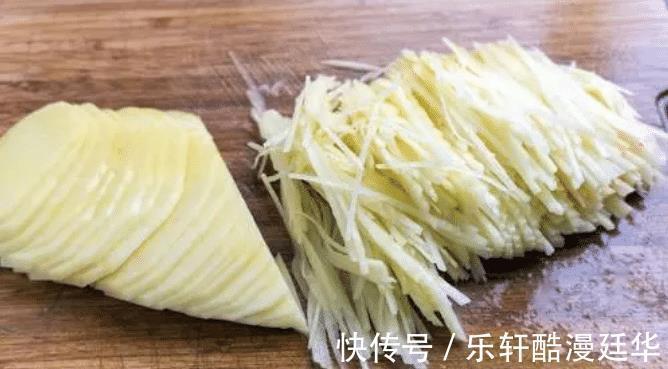 炒土豆丝加醋有讲究,不要放错时间!很多人胡乱放,难怪不好吃