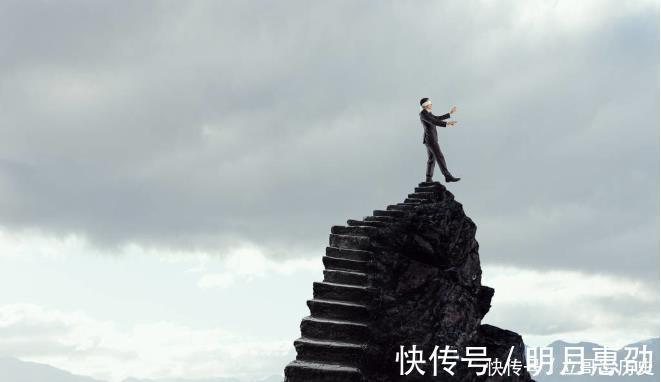 黑学&厚黑学:为人处世,真正聪明的人,往往都懂得“逢人只说三分话”