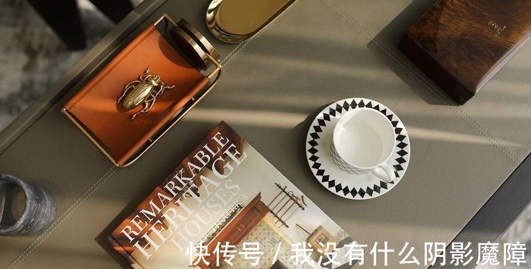 茶室|253平大平层,光装修就花了124w,一进门就被迷住了,客厅更大气