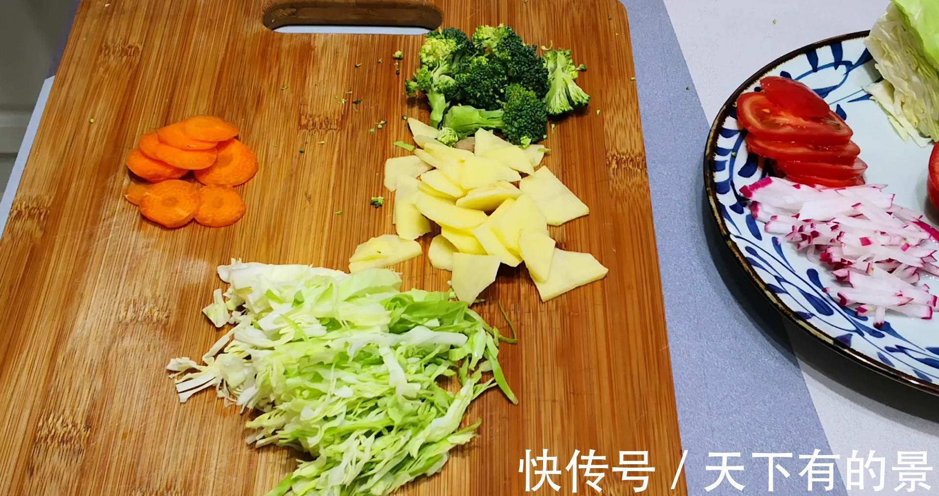 减脂|夏季瘦身吃什么好？无油低脂捞汁，营养高又减脂，不饿肚子也能瘦