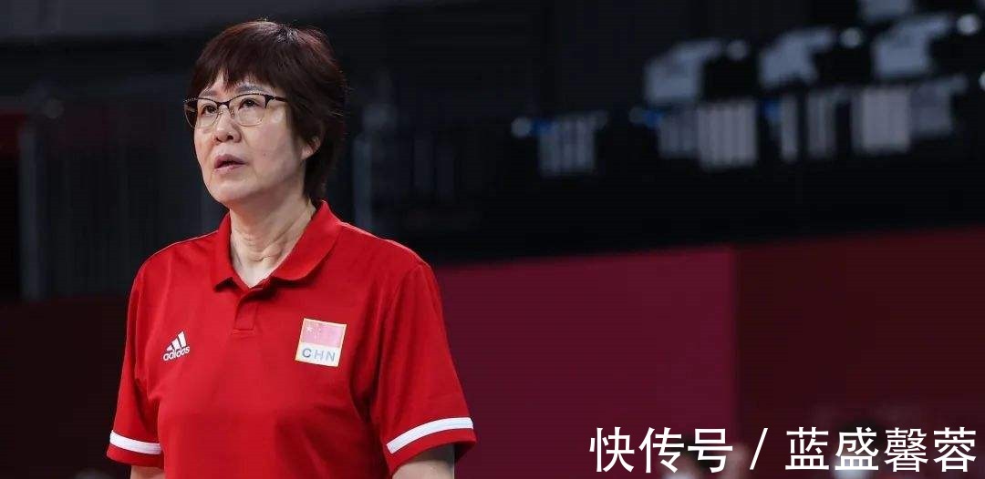 杨婕|凌晨1点!中国女排27岁顶尖二传无奈退役,王宝泉痛失核心爱徒!