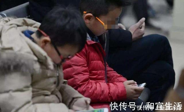 灵活度|经常玩手机的孩子,身上的这项能力,比不玩手机的孩子,要强太多