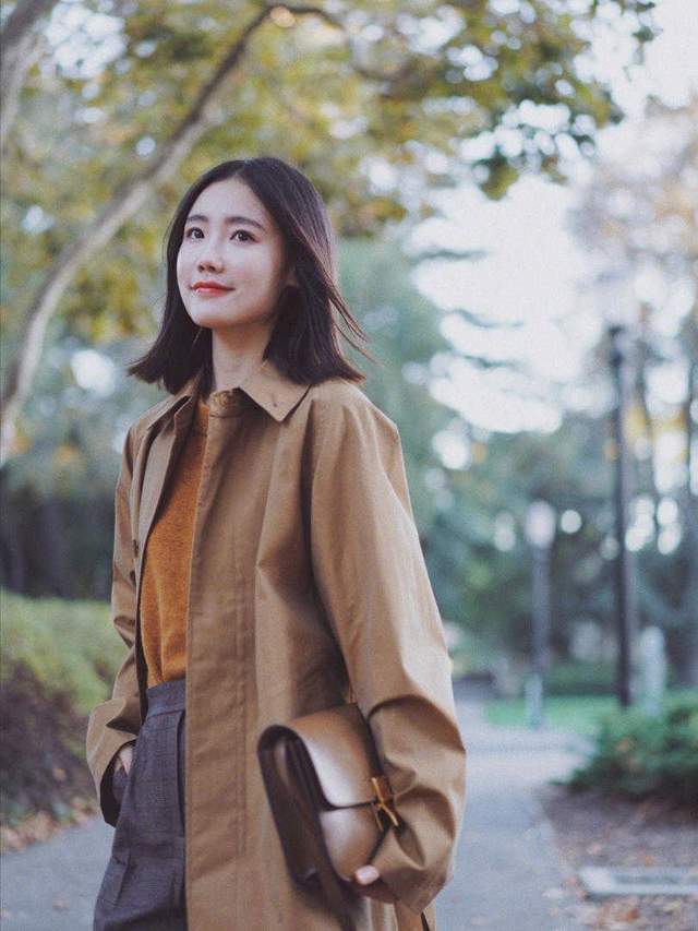 穿搭|秋天想穿出高级感,这几种搭配颜色方法得学会,能让你又飒又美