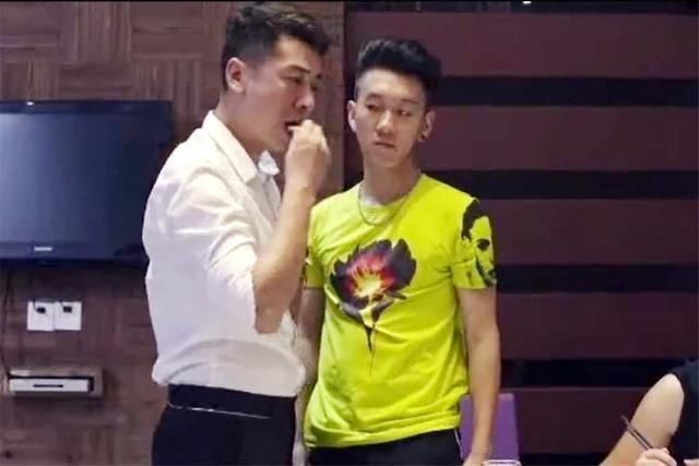 坏孩子|长大后心术不正的孩子早有征兆,如有三种表现,10岁前赶紧纠正