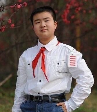 五道杠队长黄艺博:一岁看新闻,小学会打官腔,武大为他降分录取 - 360娱乐,你开心就好