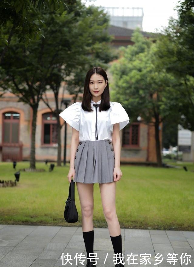 显瘦显白的穿搭归类总结来了，实穿效果一级棒，瘦身美白轻松搞定