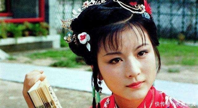 薛宝钗为什么能排在十二金钗之首?越看红楼梦,越觉她比林黛玉强