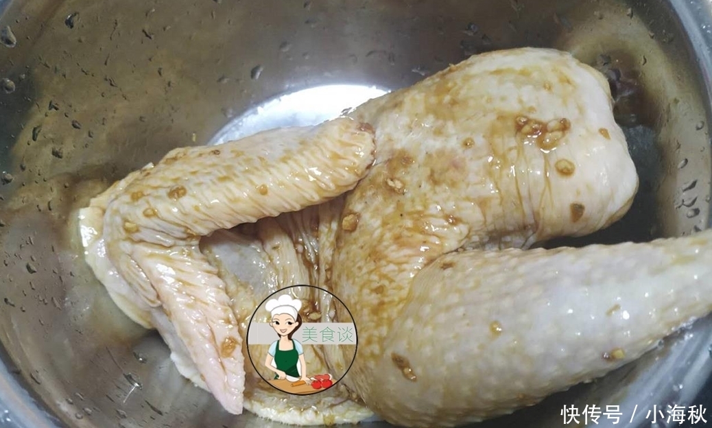 鸡肉此做法,不加一滴水,越煮越香,几天不吃就嘴馋,做法还简单