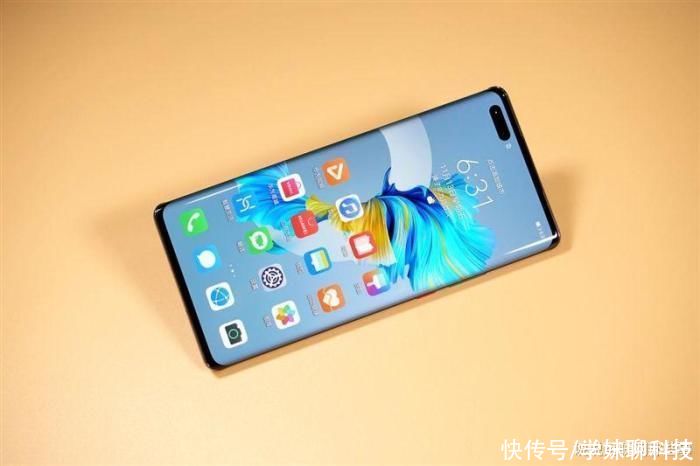 冷水|华为正式就鸿蒙OS手机版发声，这给Mate40等花粉泼了冷水