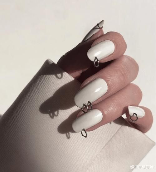 欧美酷帅风美甲,酷girl必备!