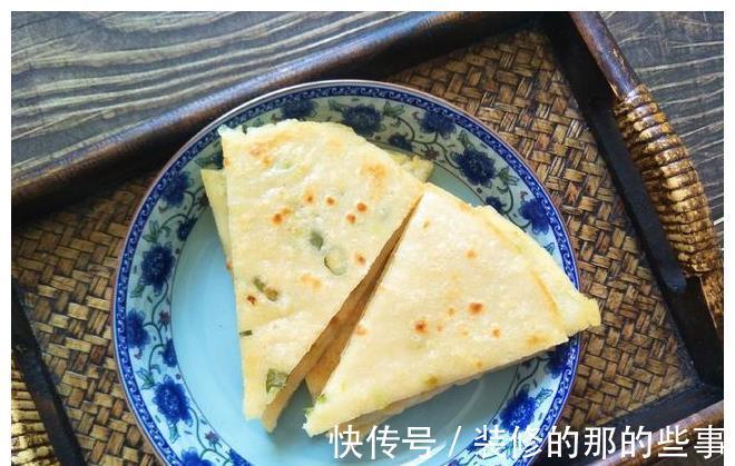 低筋面粉|烙饼总是硬？有人换低筋面粉，有人开水烫，都不对，教你正确方法