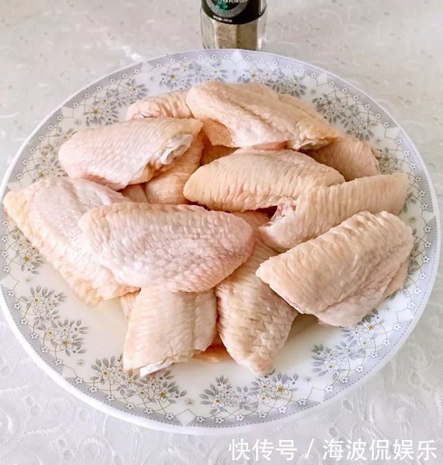 油炸|不用油炸的鸡翅,你吃过吗大叔教你做外酥里嫩的盐煎鸡翅中