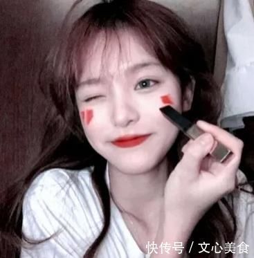 直男最爱的“少女脸”女孩，通常逃不过这“3特点”，占越多越漂亮