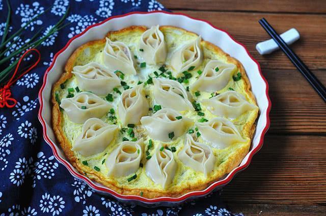 饺子|儿子三天两头要吃此早餐,平底锅一烙10分钟就上桌,解馋还顶饱
