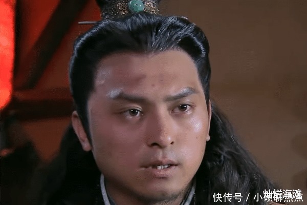 此人排名第三十二,与武松大战五百多个回合,生擒李逵李俊