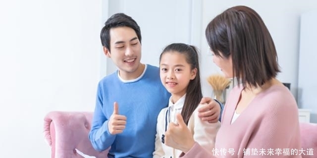 青春期的孩|当孩子有这些表现时,说明他正在悄悄的远离你,你察觉到了吗?