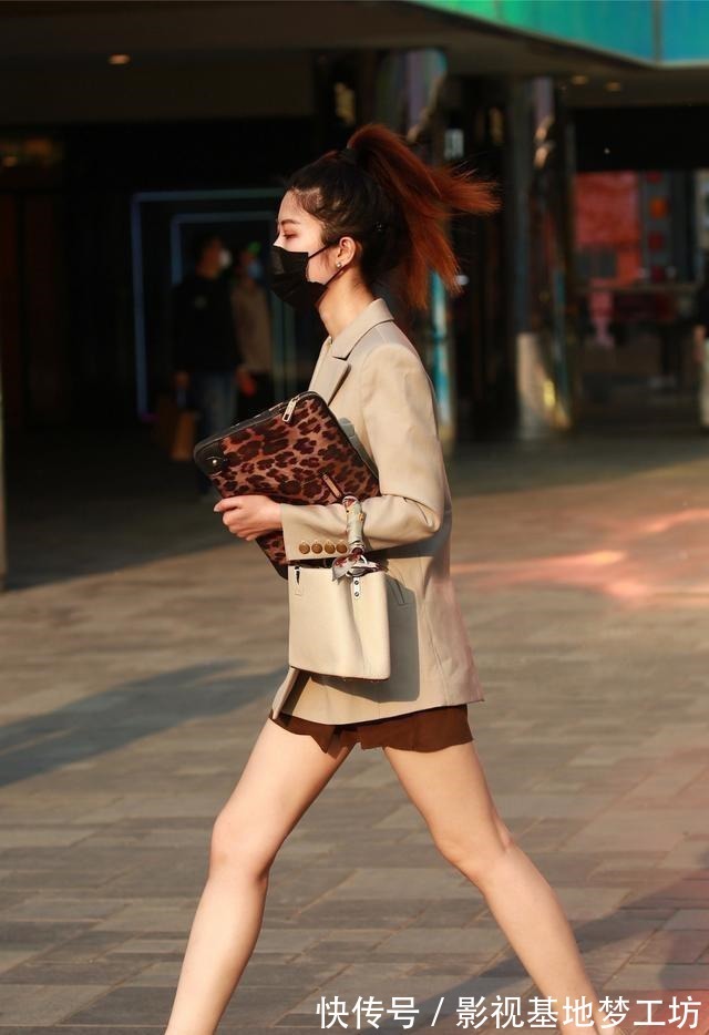 搭配 气质出众的包臀裙搭配技巧,兼顾美感与舒适度,非常实用!