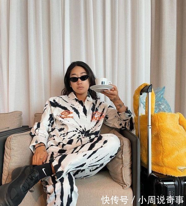 潮流女神 上脚万元球鞋开着百万跑车,新一代潮流女神是她!