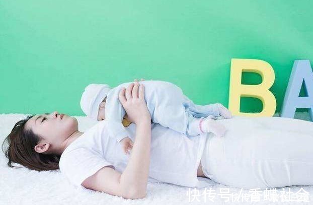 儿科医生|宝宝多大适合抬头训练?别以为越早越好,可能影响宝宝脊椎发育