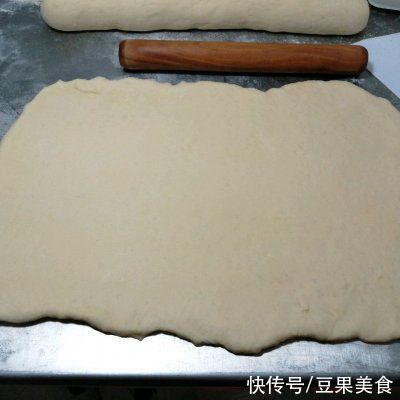 #2021创意料理组——创意“食”光#葱香肉松大土司