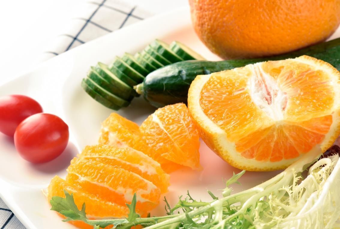 血糖控制|糖尿病人的早餐应该吃得饱好,还是吃得少一些好呢附糖尿病食谱