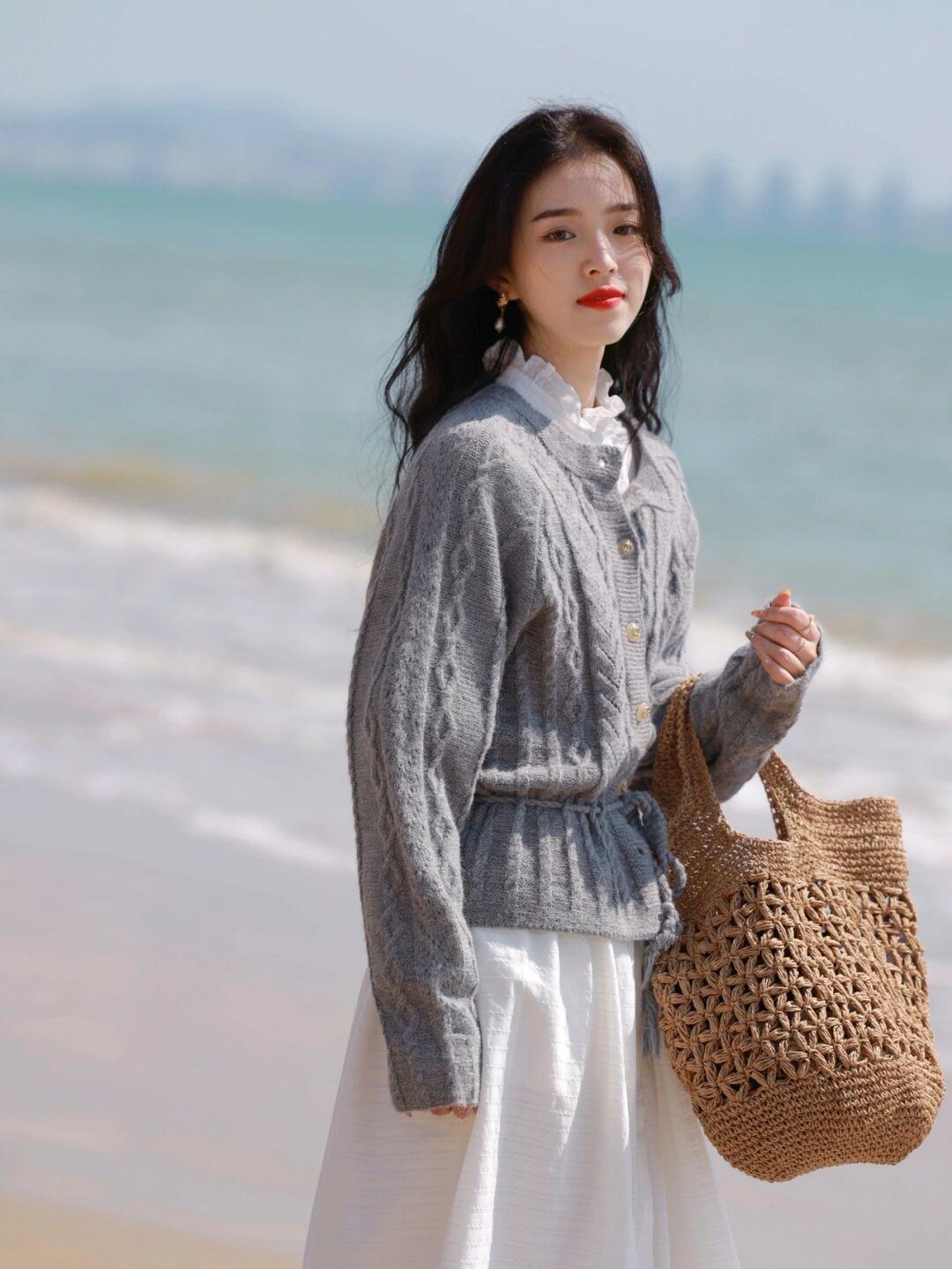 造型 “毛衣”怎么穿高级又洋气?看看这些穿搭造型,柔软舒适又显气质