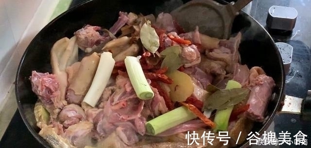 寒冬腊月此肉再贵也要吃，一整年不咳嗽，比牛羊肉还滋补，香极了