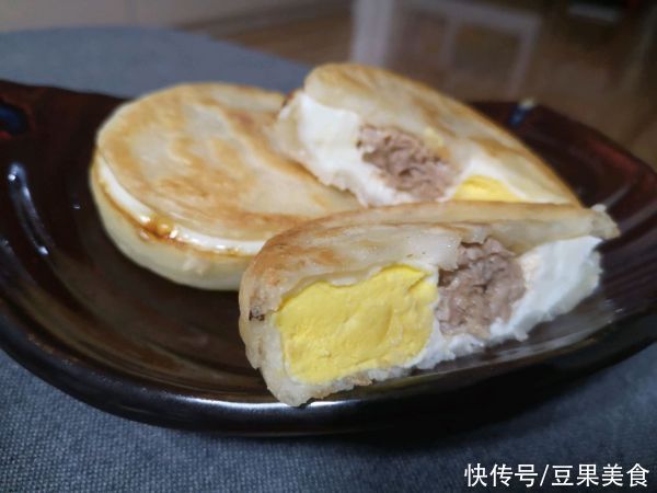 摩飞锅复刻路边摊美食～鸡蛋肉汉堡