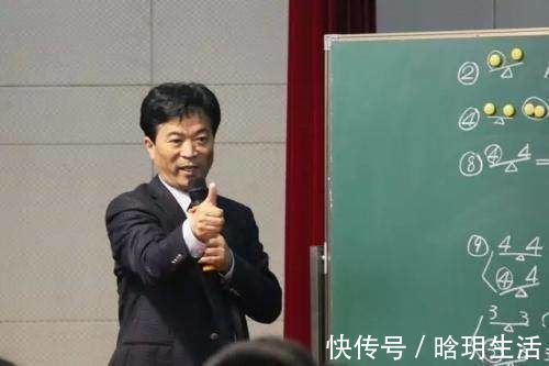 教师|孩子在数学课上有“这3种行为”,说不定就是学霸,你家娃是这样吗