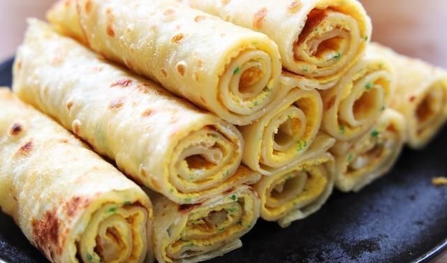 比手抓饼简单,比油条健康,简单易做,早餐吃太好了,家人都爱吃