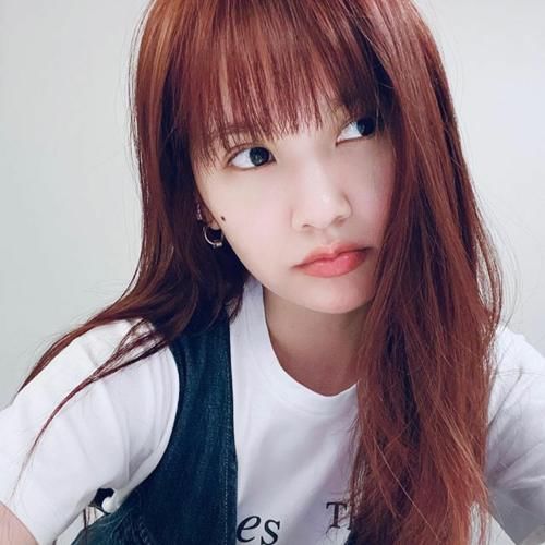 6个“显白小心机”让你气质马上UP！从穿搭、妆容入手！瞬间提亮暗沉肤色！