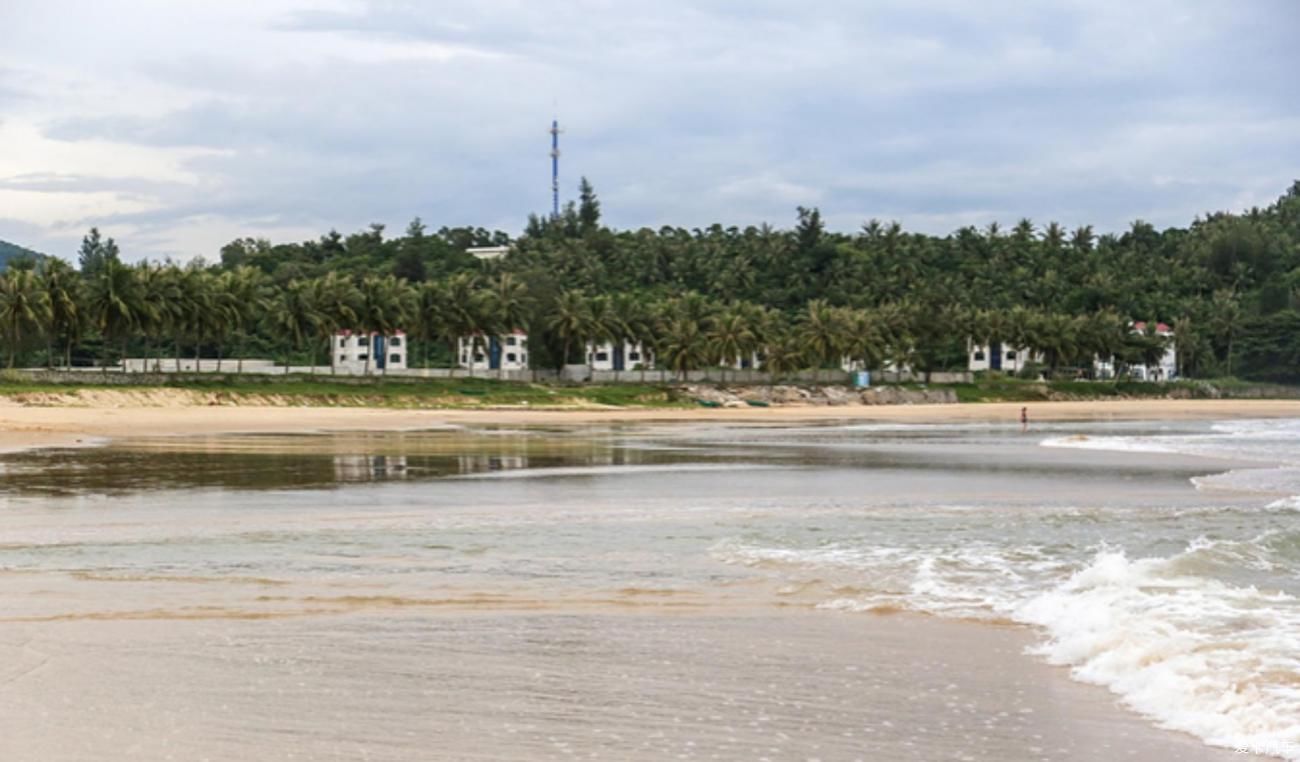 万宁日月湾 冲浪者的天堂