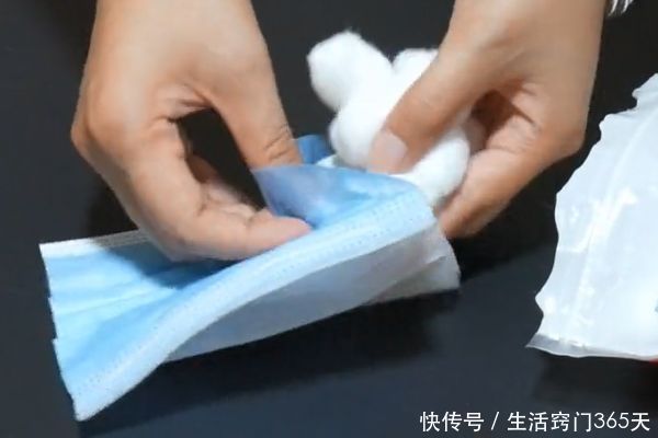 水龙头上套个一次性口罩太厉害了,我也是刚知道,一年能省不少钱