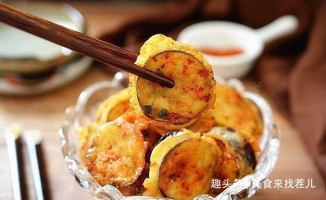 想要茄盒炸得更酥脆，前后2点要把握，外酥里嫩才够味