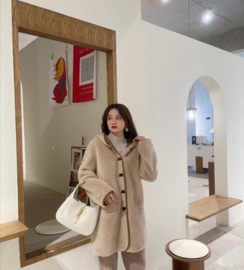 哪种穿搭最减龄？甜美元气风穿搭了解一下，这几种配色超温柔