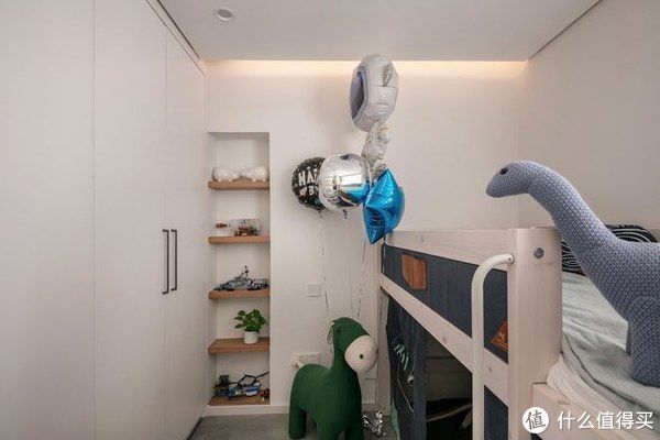 书房|打破传统客厅布置,这样的家是时代的潮流?还是标新立异