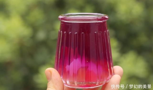 “天然褪黑素”被发现了,早晚吃一点,皮肤嫩白,好睡眠不请自来