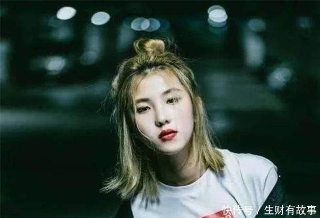 刘思琦每月花费过万,16岁还要家人喂饭,如今完成华丽蜕变