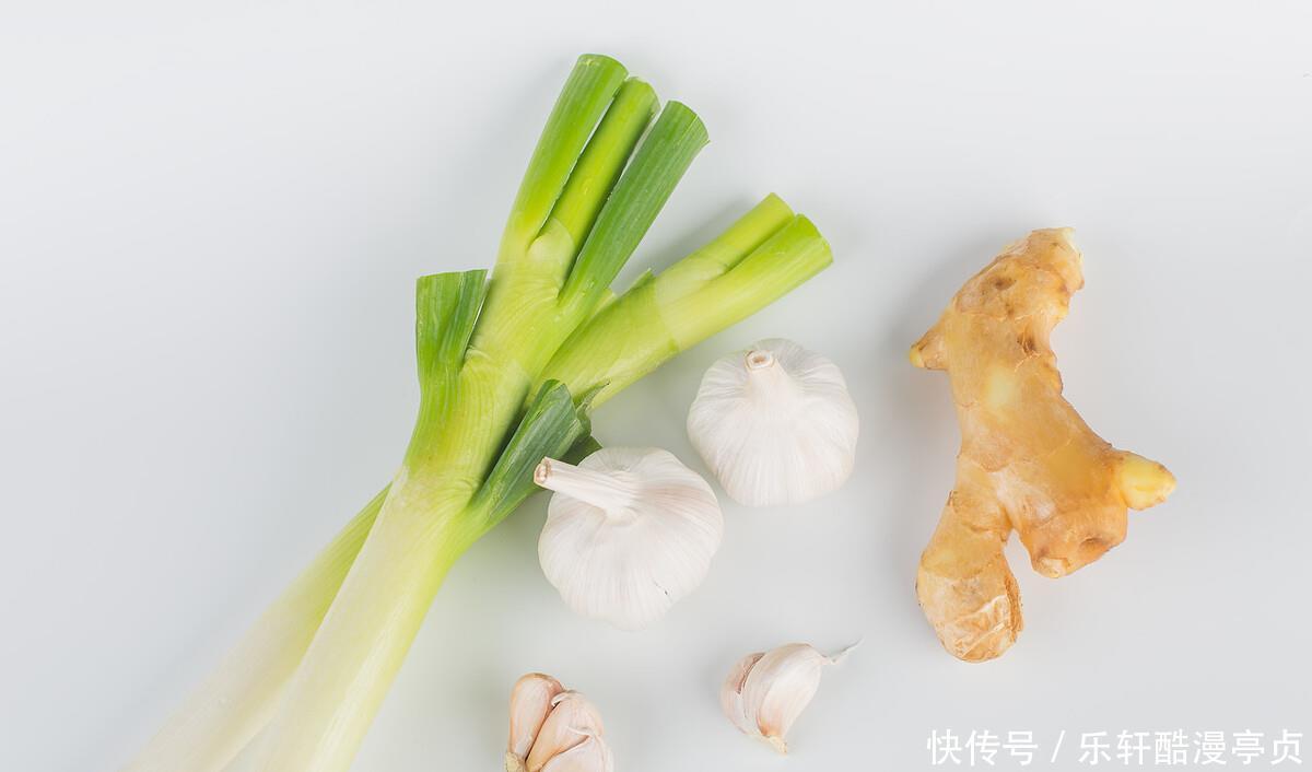 过年吃饺子,调馅很重要,谨记“4不放”,韭菜鲜嫩,饺子鲜美