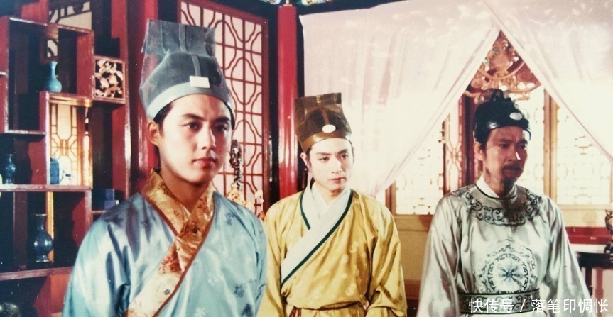 寡嫂@贾宝玉挨打,寡嫂李纨却哭得不成样子,背后隐藏着一桩丑闻!