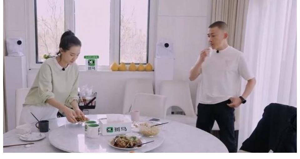 老两口|聂远罕见上综艺,岳父岳母为他下厨,媳妇秦子越比朱丹还卑微?