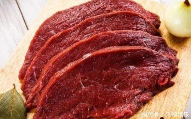  “假牛肉”是用什么材料制作的？看到原材料后：难怪都吃不出来