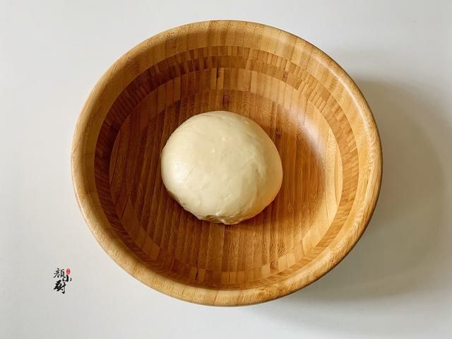 1碗面粉，一杯羊奶，教你做出松软香甜的面包，大人小孩都爱吃