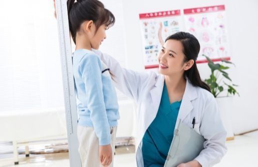积食|13岁女孩身高突破168cm,1物或是身高“助长剂”,孩子平时可多吃