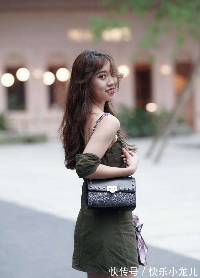 阔腿裙 亲肤舒适的连衣裙穿搭更显个性独特,轻盈大方又显气质,安静温柔