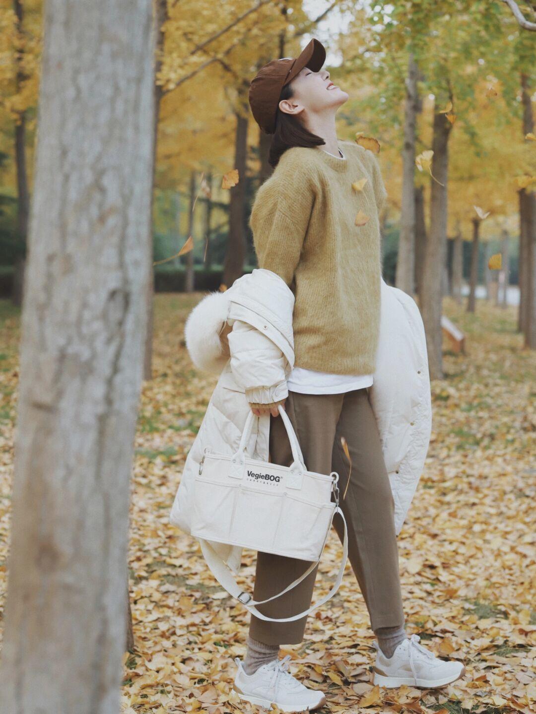 搭配|入春毛衣“买精不买多”,学会这样穿,大家都能变成时髦精