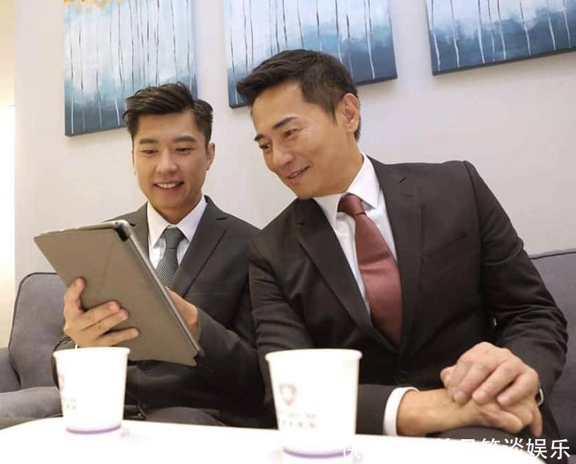 李伟健|《爱回家》男星自认演技差想退出，从漫画家到艺人全靠好友支持